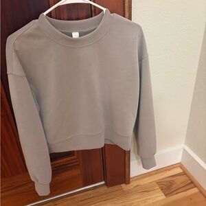 Lululemon Athletica Light Gray Sweatshirt